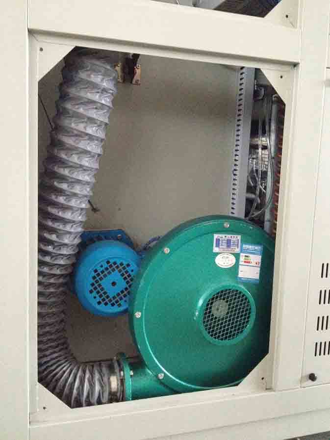 高低溫試驗機(jī)